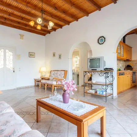 Alexandra Apartamento Agios Stefanos (Thinali)